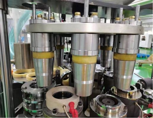 紙カップの製造のためのロール紙加工機械