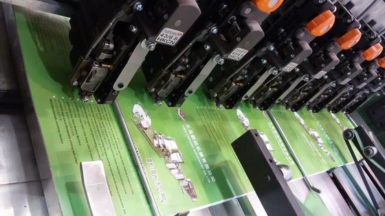 全自動機械による線状のページ書きノートの生産を簡素化